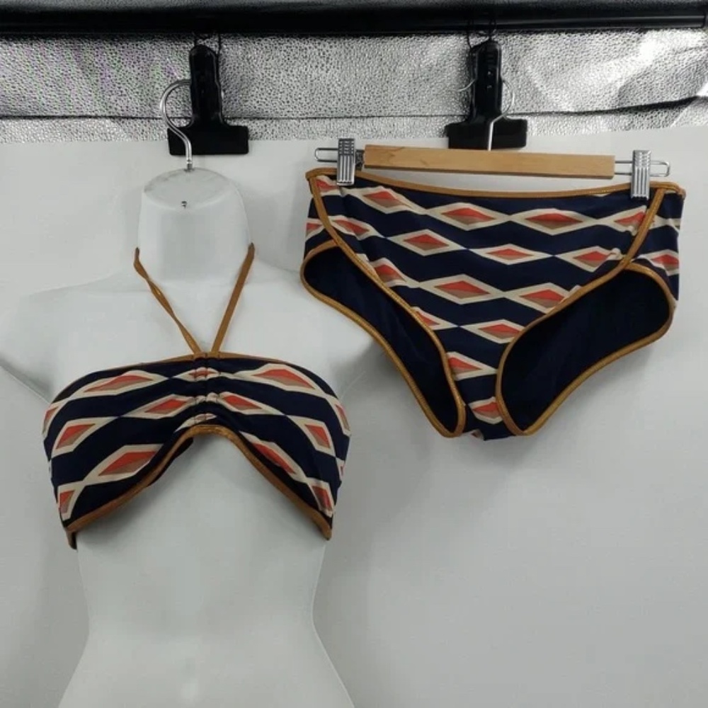 NWT MARC By MARC JACOBS Swimsuit Bikini Set Top/Bottom Size XL - Picture 2 of 3